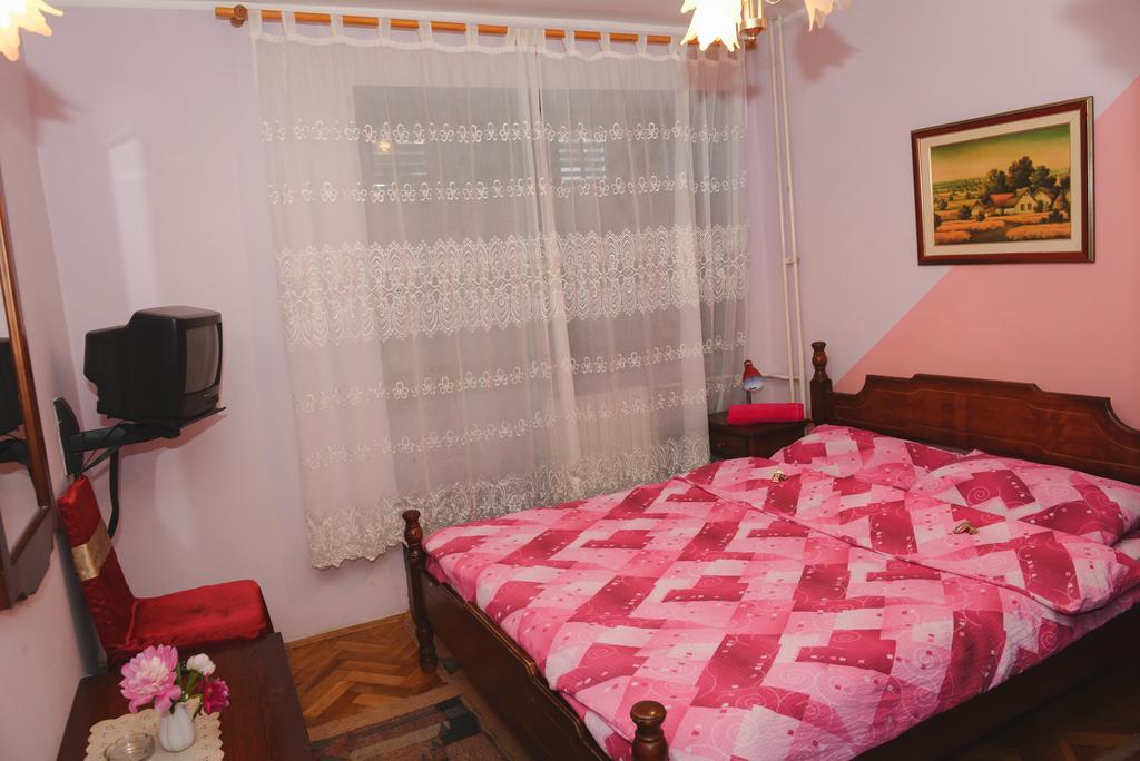 Beli Dvor Hotel Sombor Room photo